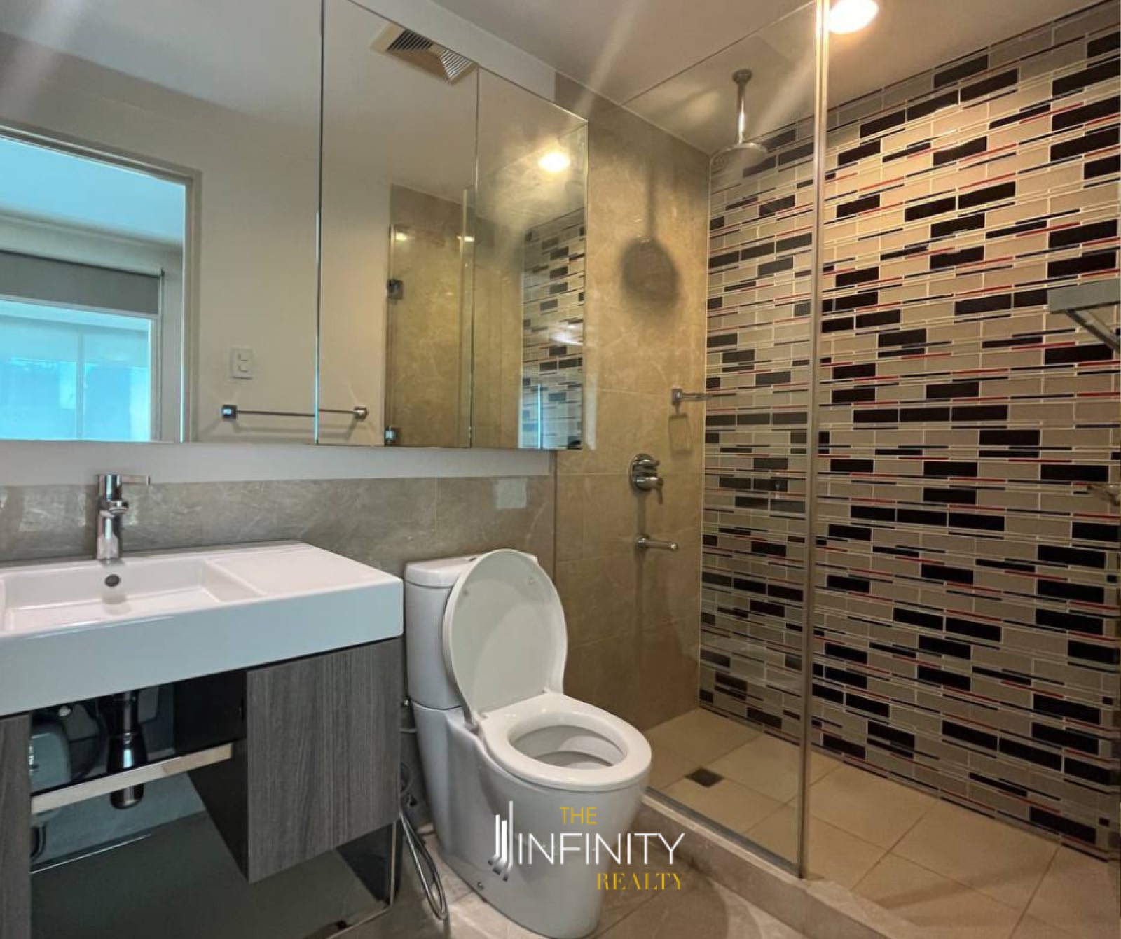For Sale 3 Bedroom in Edades Tower, Makati City, photo 17 of 20