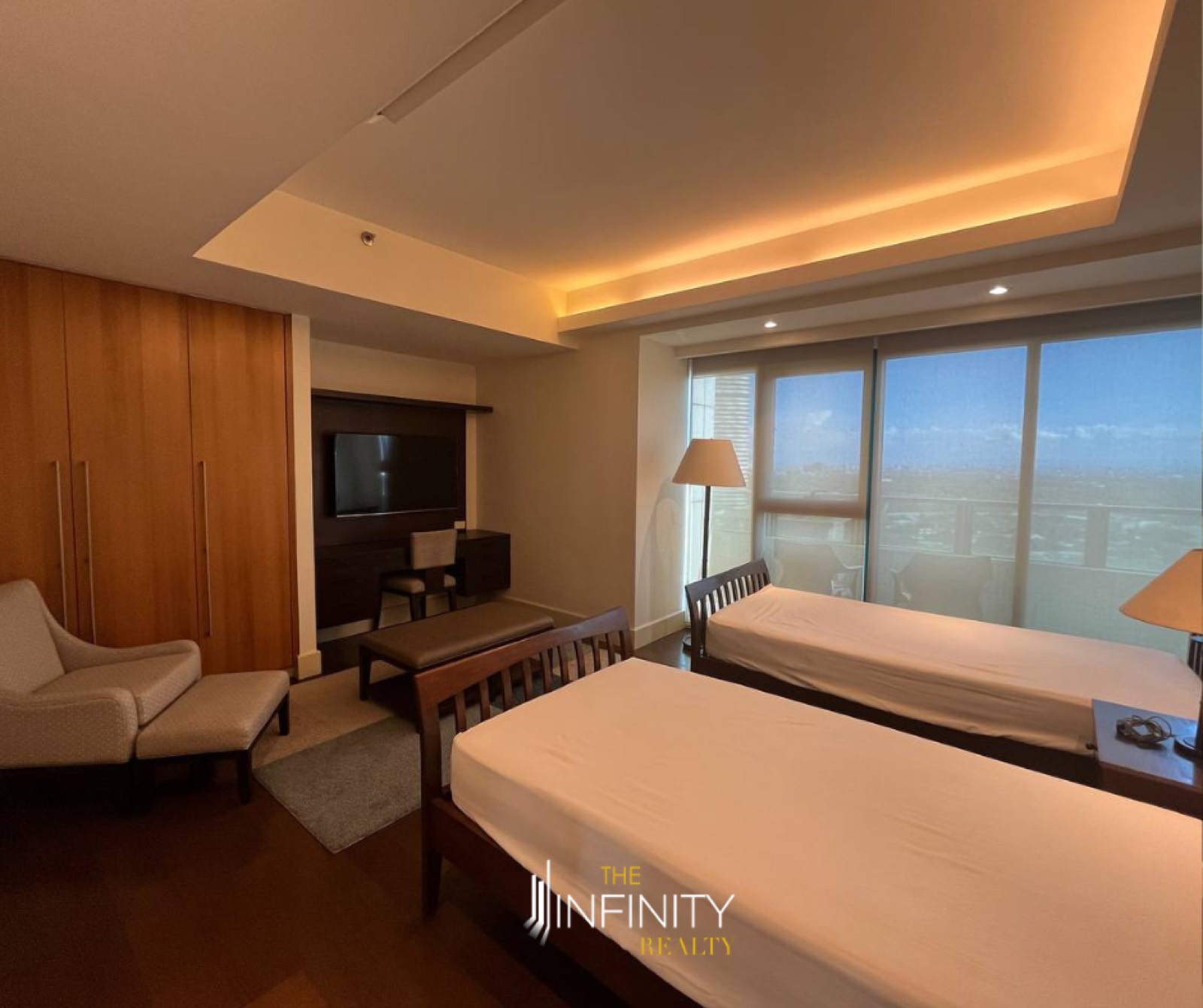 For Sale 3 Bedroom in Edades Tower, Makati City, photo 9 of 20