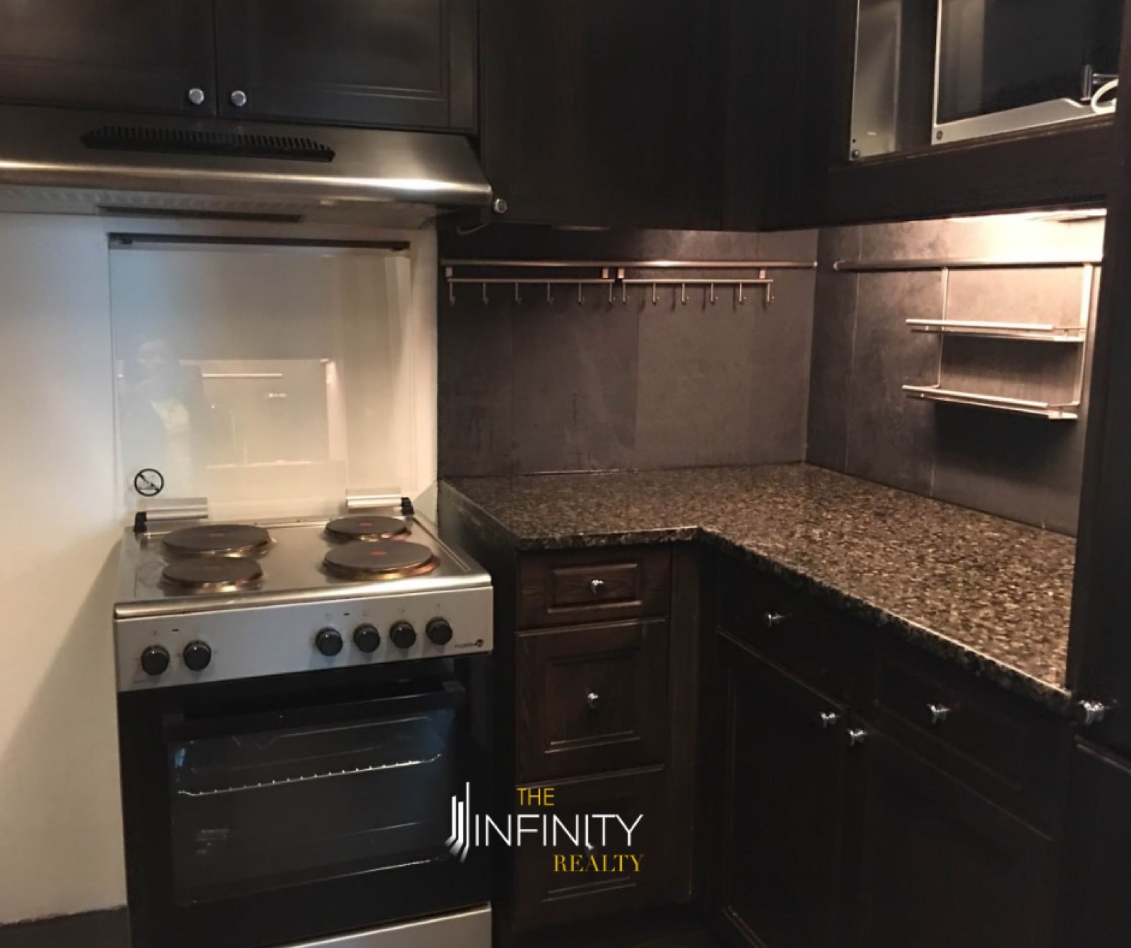 For Lease 2 Bedroom in Amorsolo West, Makati Ctiy, photo 11 of 16