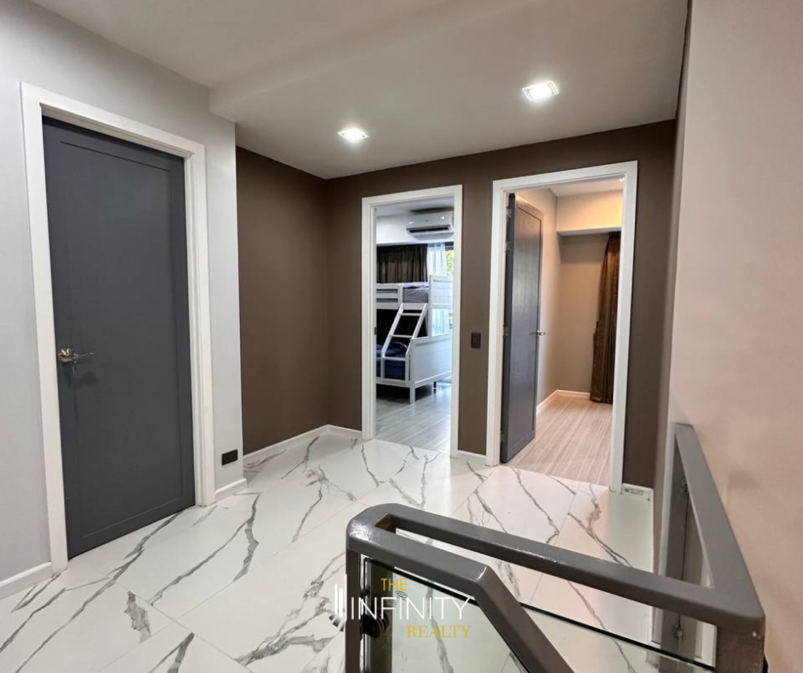 For Sale 3 Bedroom in Aqua Residences, Mandaluyong City, photo 9 of 11