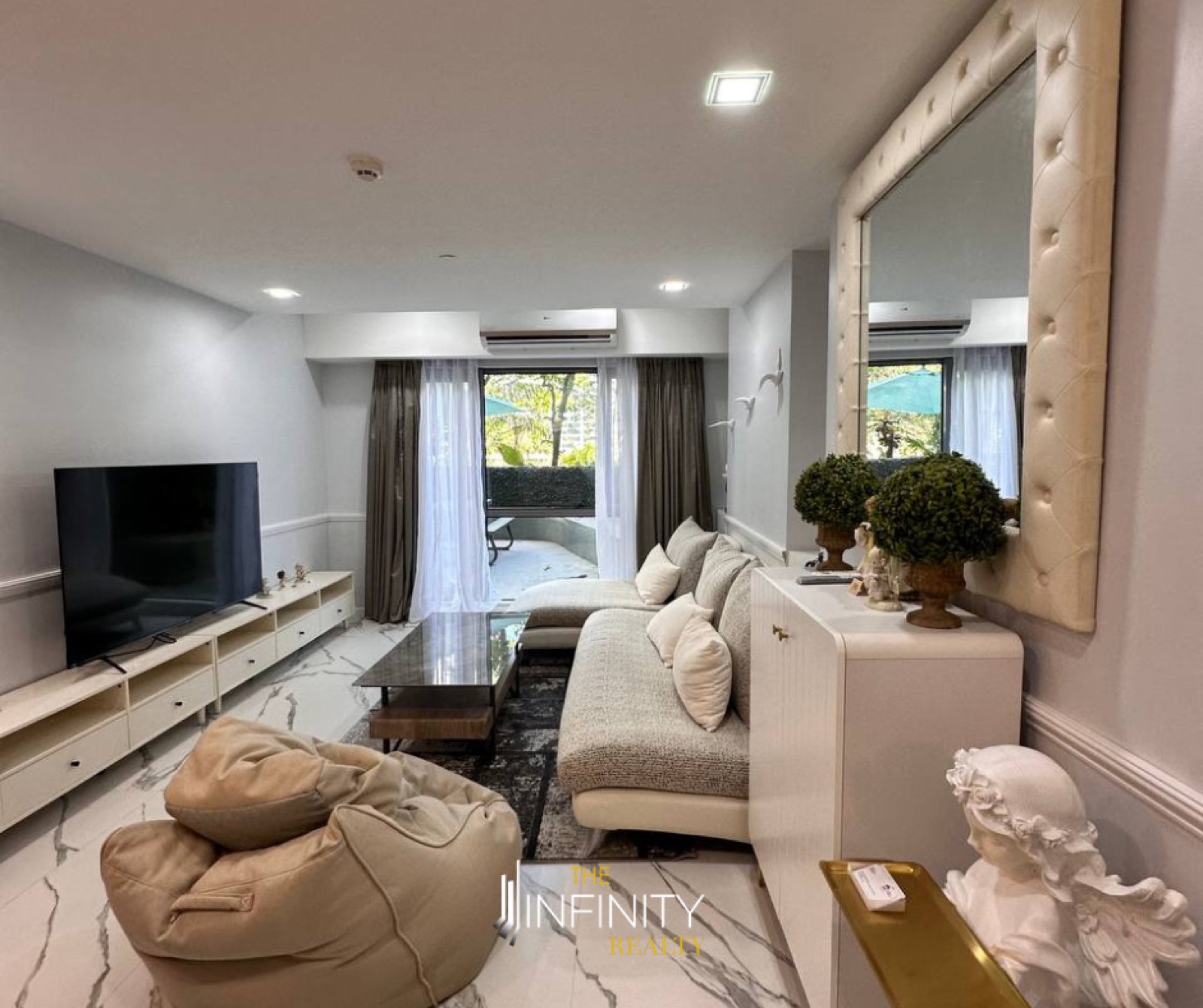 For Sale 3 Bedroom in Aqua Residences, Mandaluyong City, photo 4 of 11