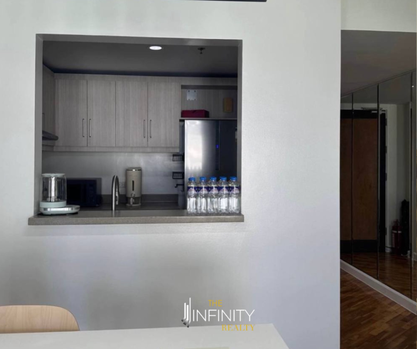 For Lease 1 Bedroom in Joya North, Makati City, photo 7 of 10