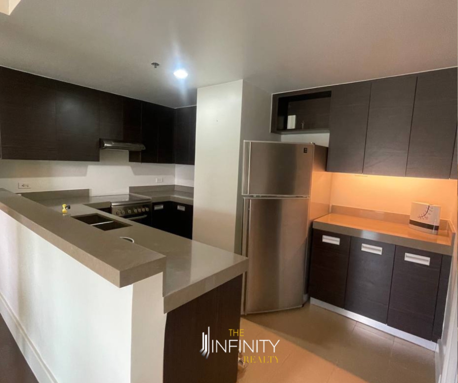 For Lease 2 Bedroom in Edades Tower, Makati City, photo 6 of 9