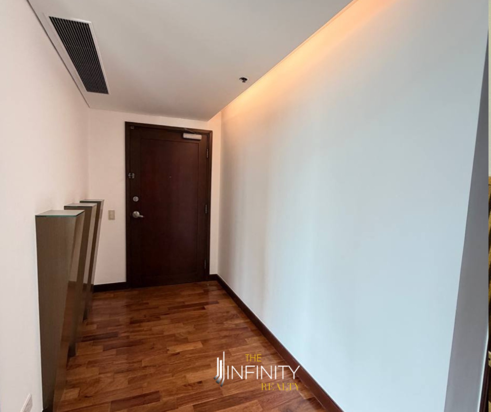 For Lease 2 Bedroom in Trag Laguna Tower, Makati City, photo 11 of 13