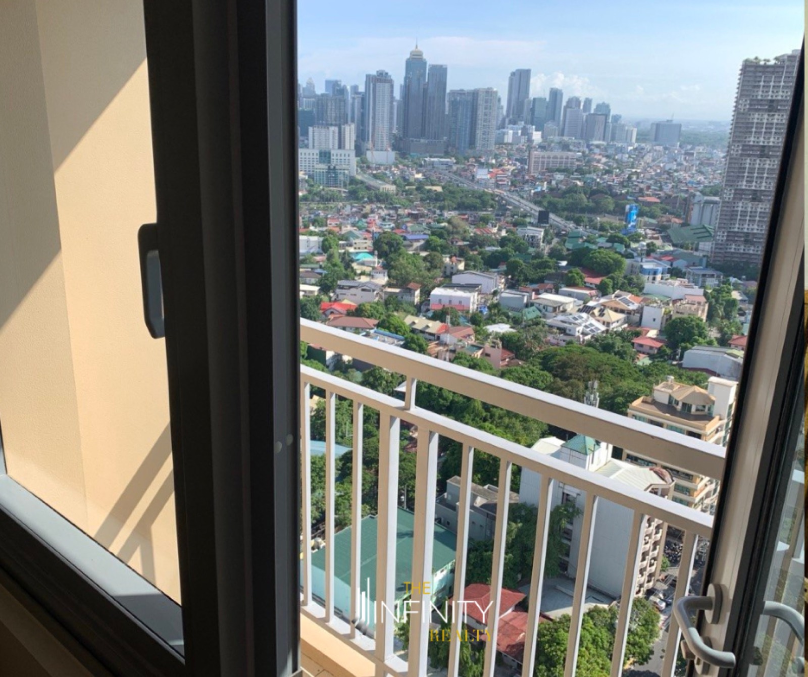 For Lease 3 Bedroom in The Vantage at Kapitolyo West Tower, Pasig City, photo 6 of 9