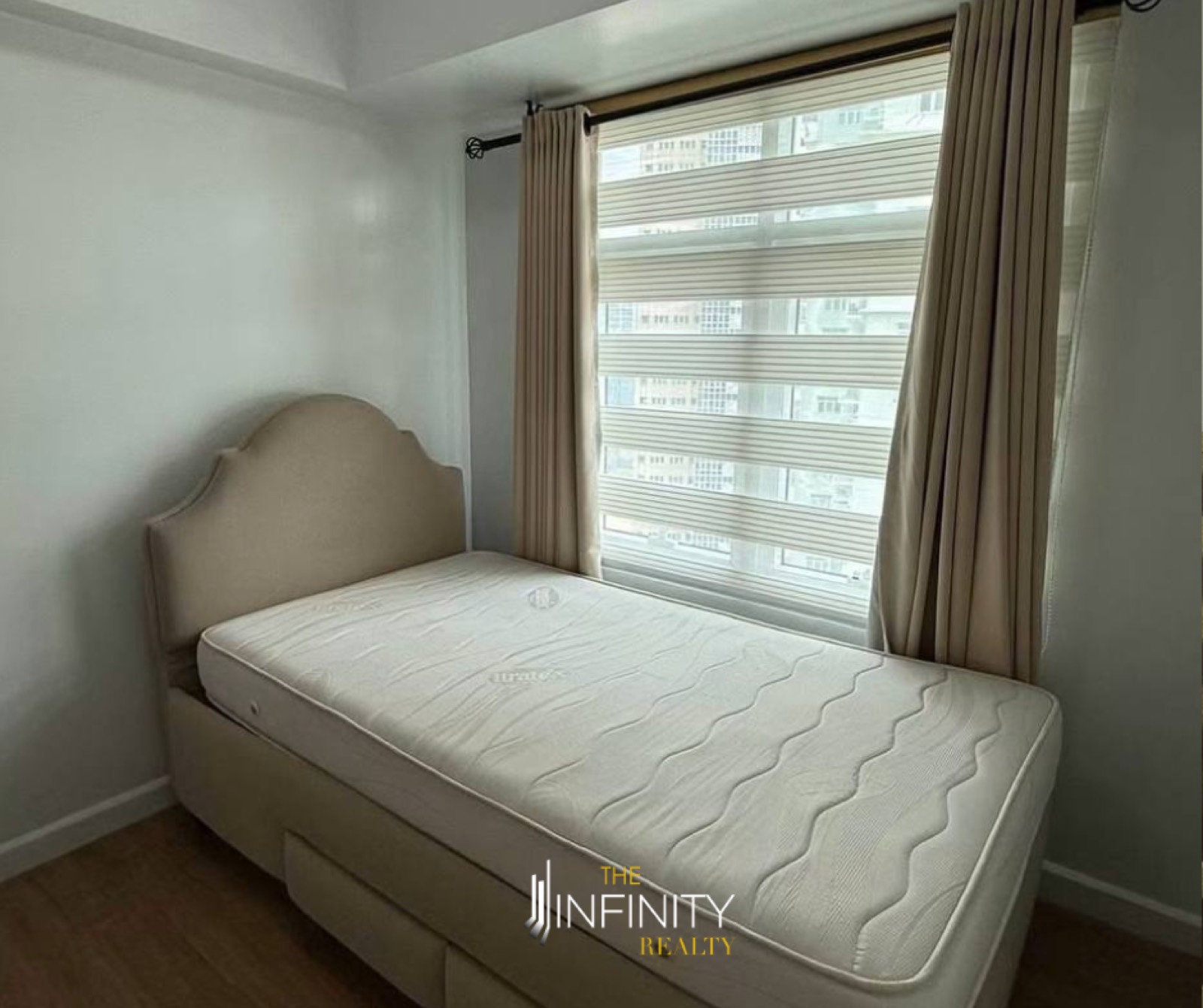 For Lease 3 Bedroom in The Red Oak Tower, Taguig City, photo 2 of 9