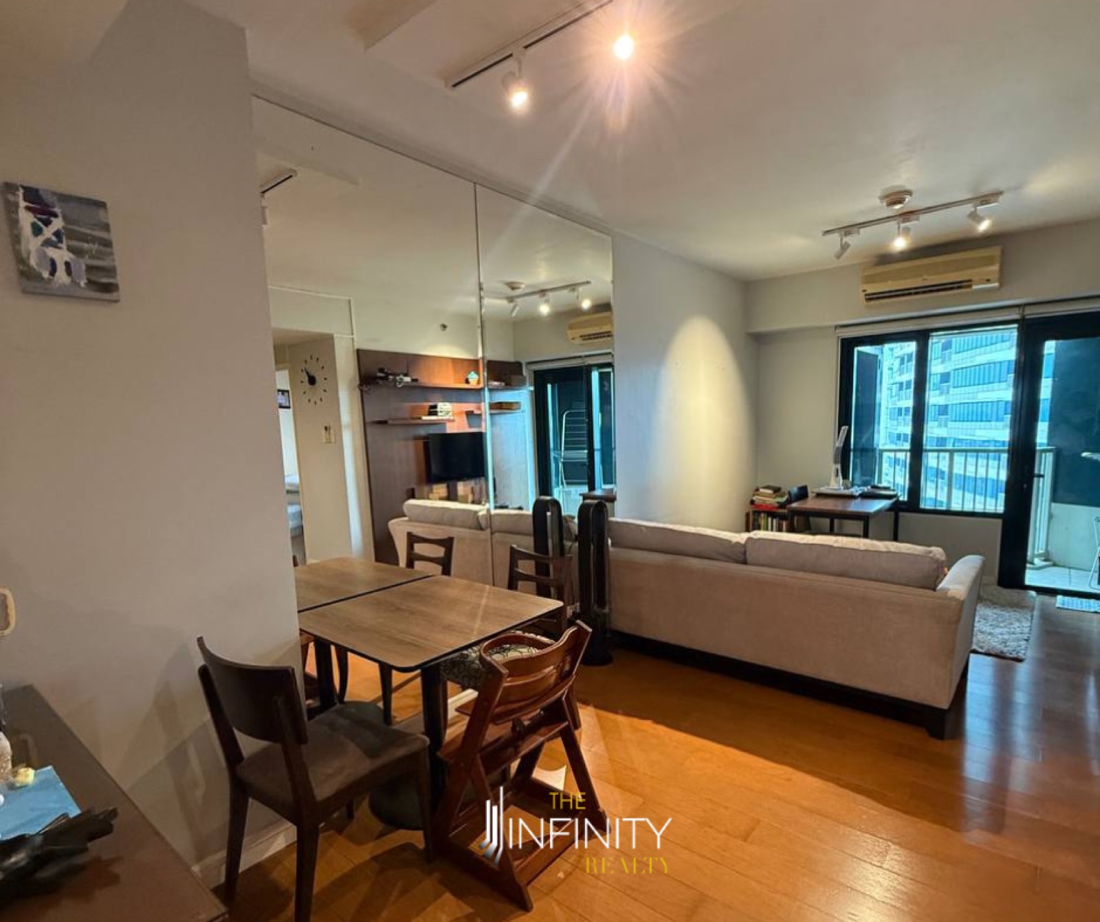 For Sale 1 Bedroom in One Rockwell East, Makati City, photo 2 of 7