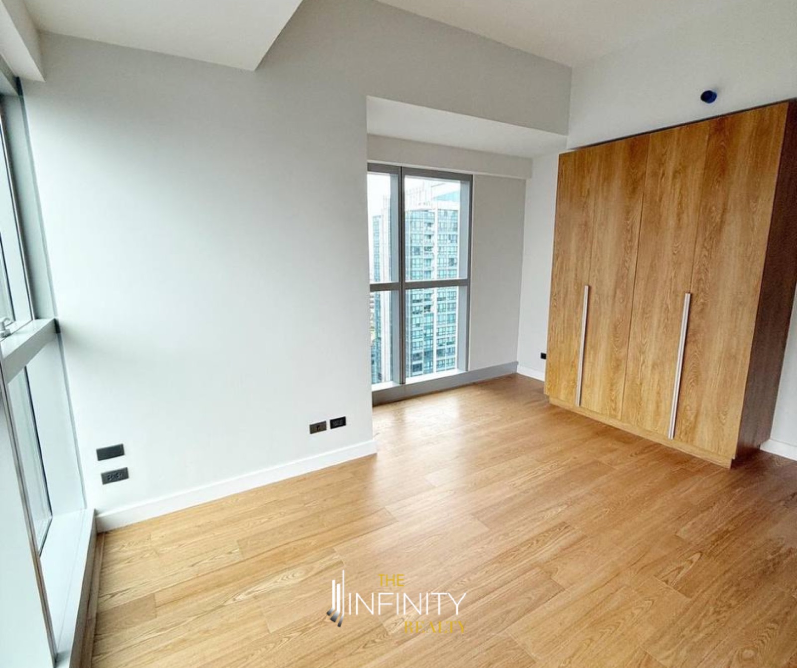 For Sale 3 Bedroom in Haru, The Seasons Residences, Makati City, photo 3 of 5