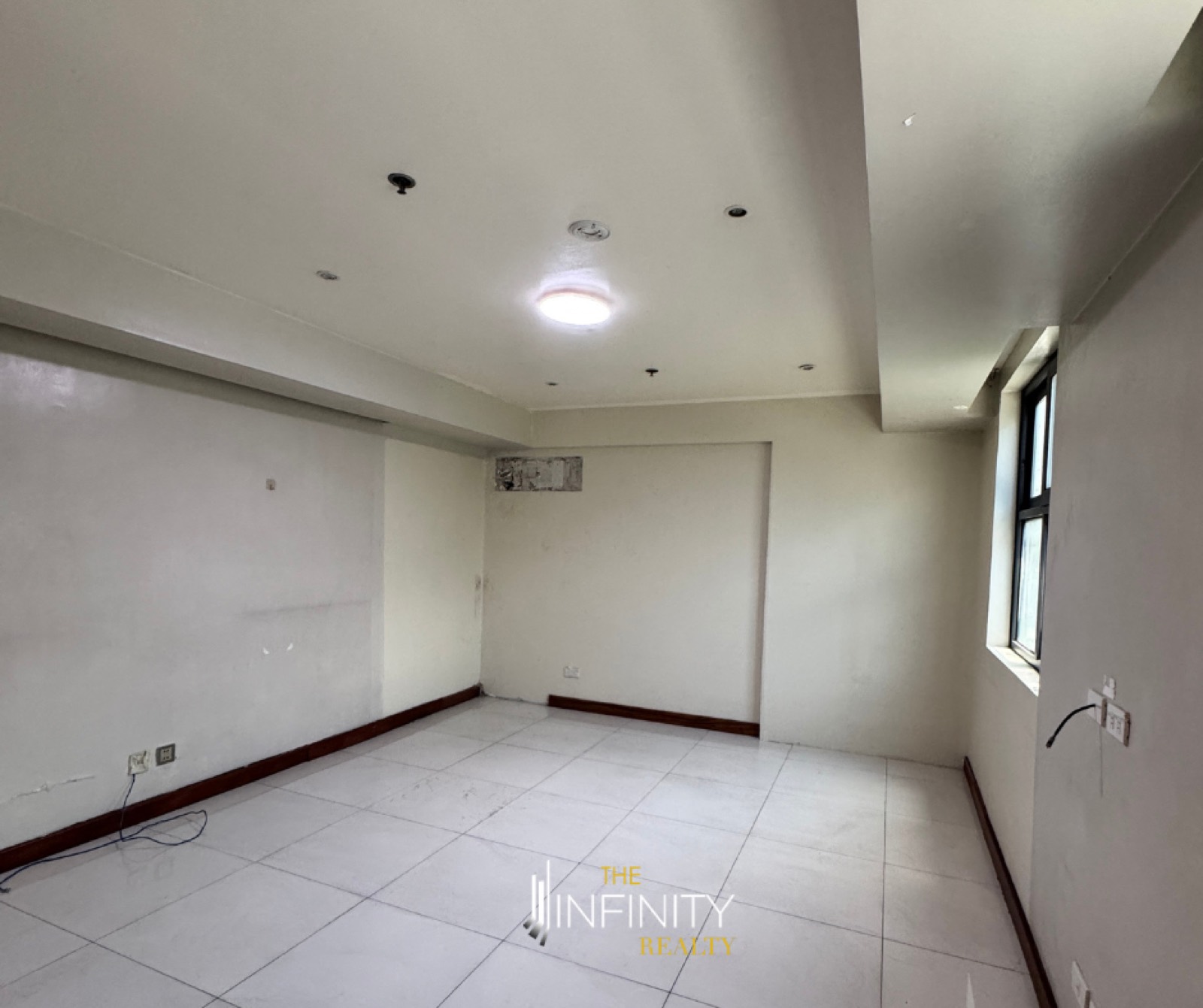 For Sale Suez Commercial Building, Makati City, photo 5 of 7