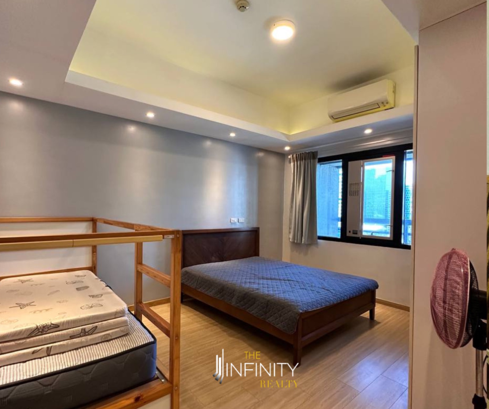For Sale 1 Bedroom in Icon Plaza, Taguig City, photo 2 of 11