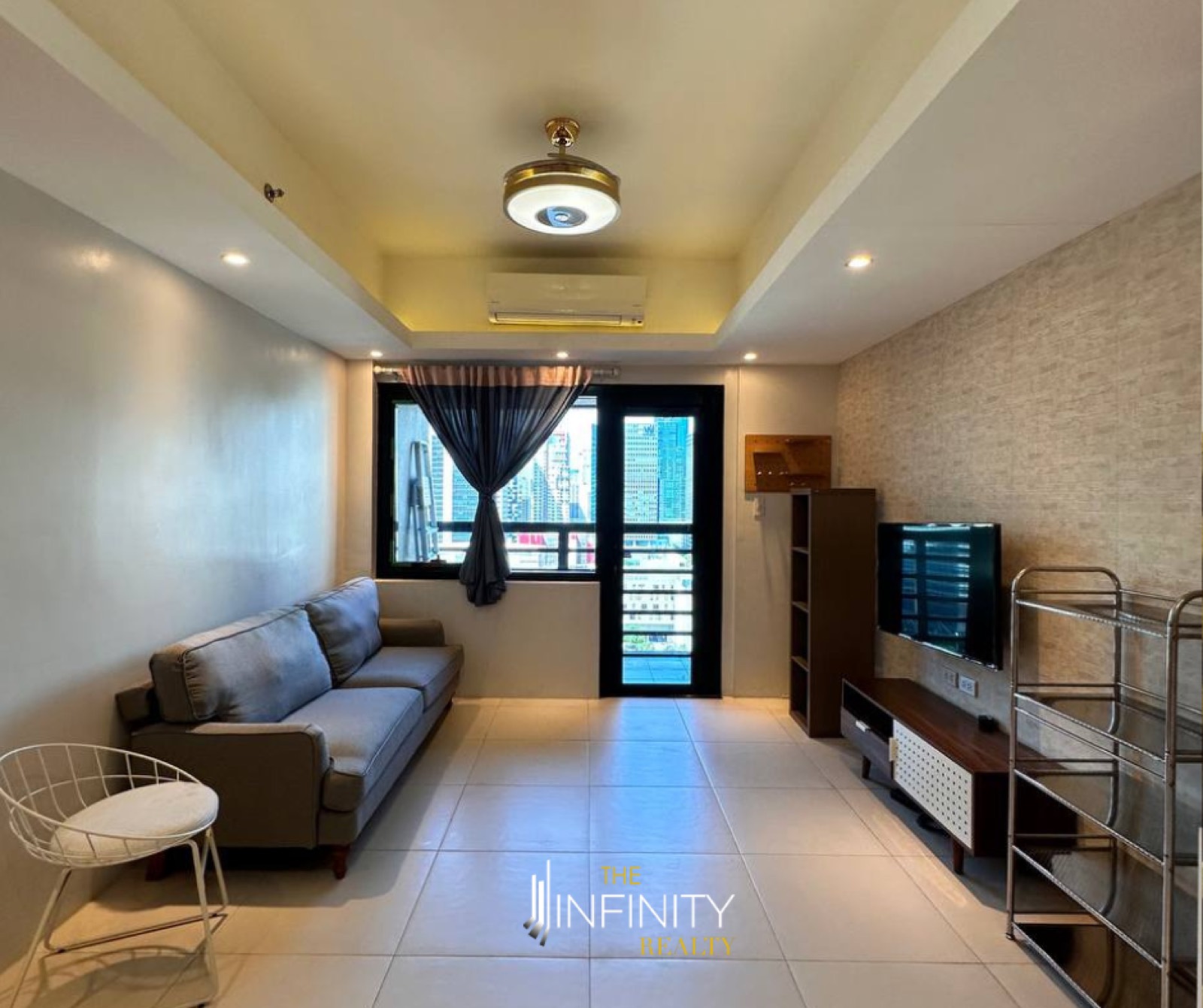 For Sale 1 Bedroom in Icon Plaza, Taguig City, photo 1 of 11