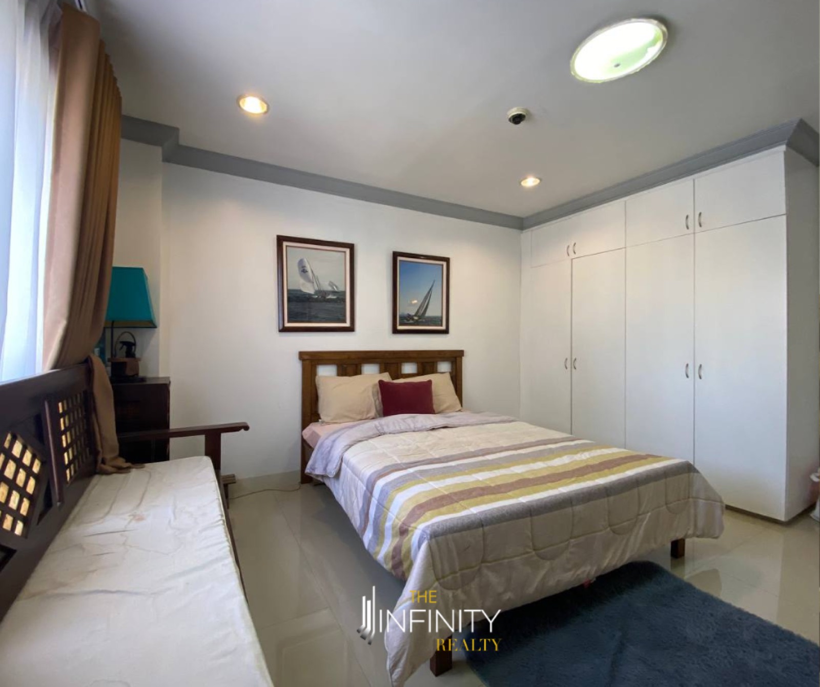 For Sale 2 Bedroom in McKinley Garden Villa, Taguig City, photo 2 of 14