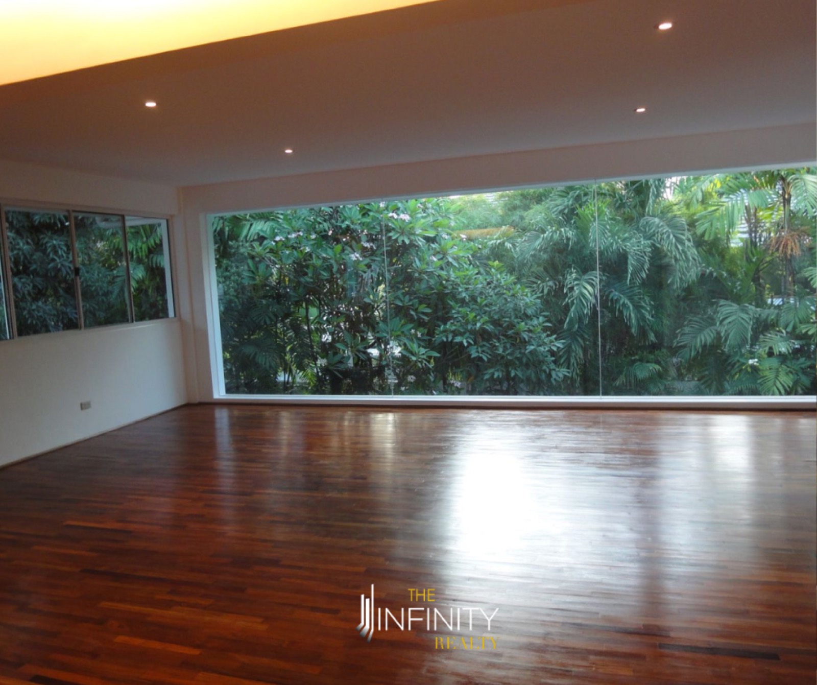 For Lease 4 Bedroom in Bel Air in Makati City, photo 2 of 9