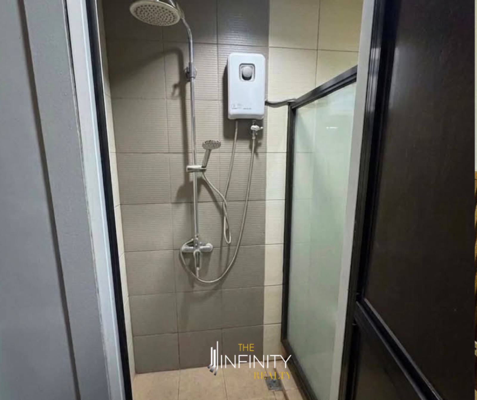 For Sale Studio in Grand Residences, Manila City, photo 3 of 4