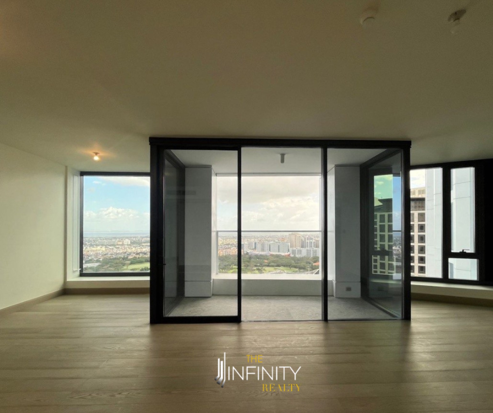 For Sale 3 Bedroom in Aurelia Residences, Taguig City, photo 2 of 17