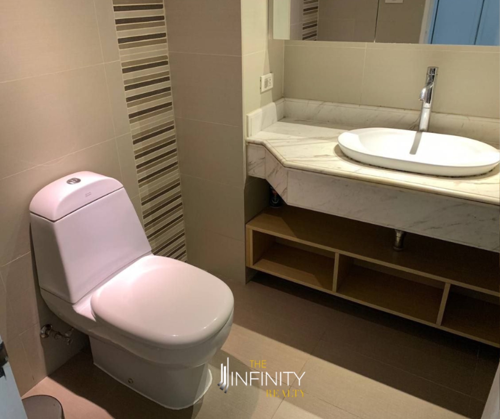 For Sale 2 Bedroom in Three Salcedo Place, Makati City, photo 17 of 18