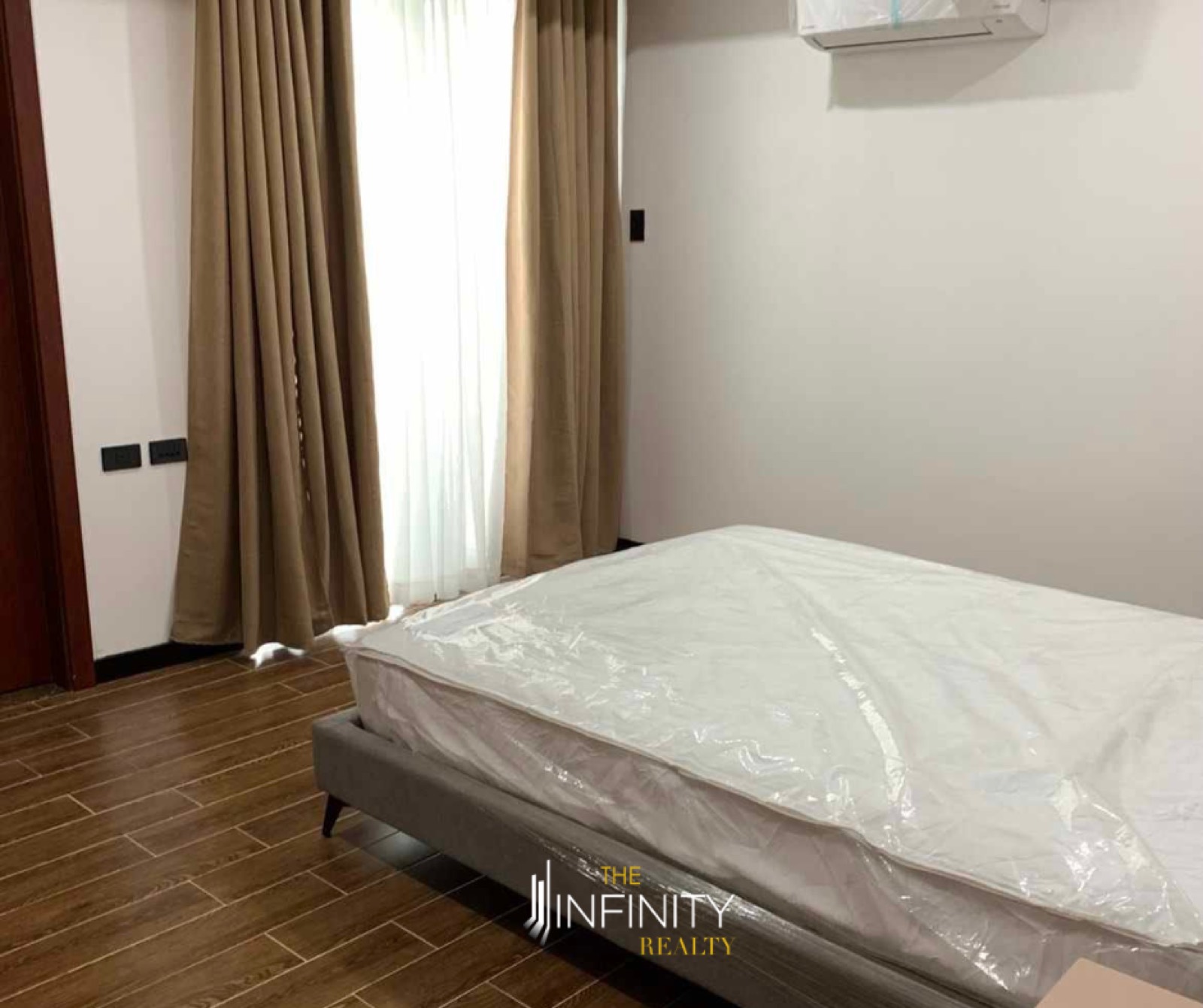 For Lease 3 Bedroom in Royal Pacific Residences, Paranaque City, photo 4 of 11