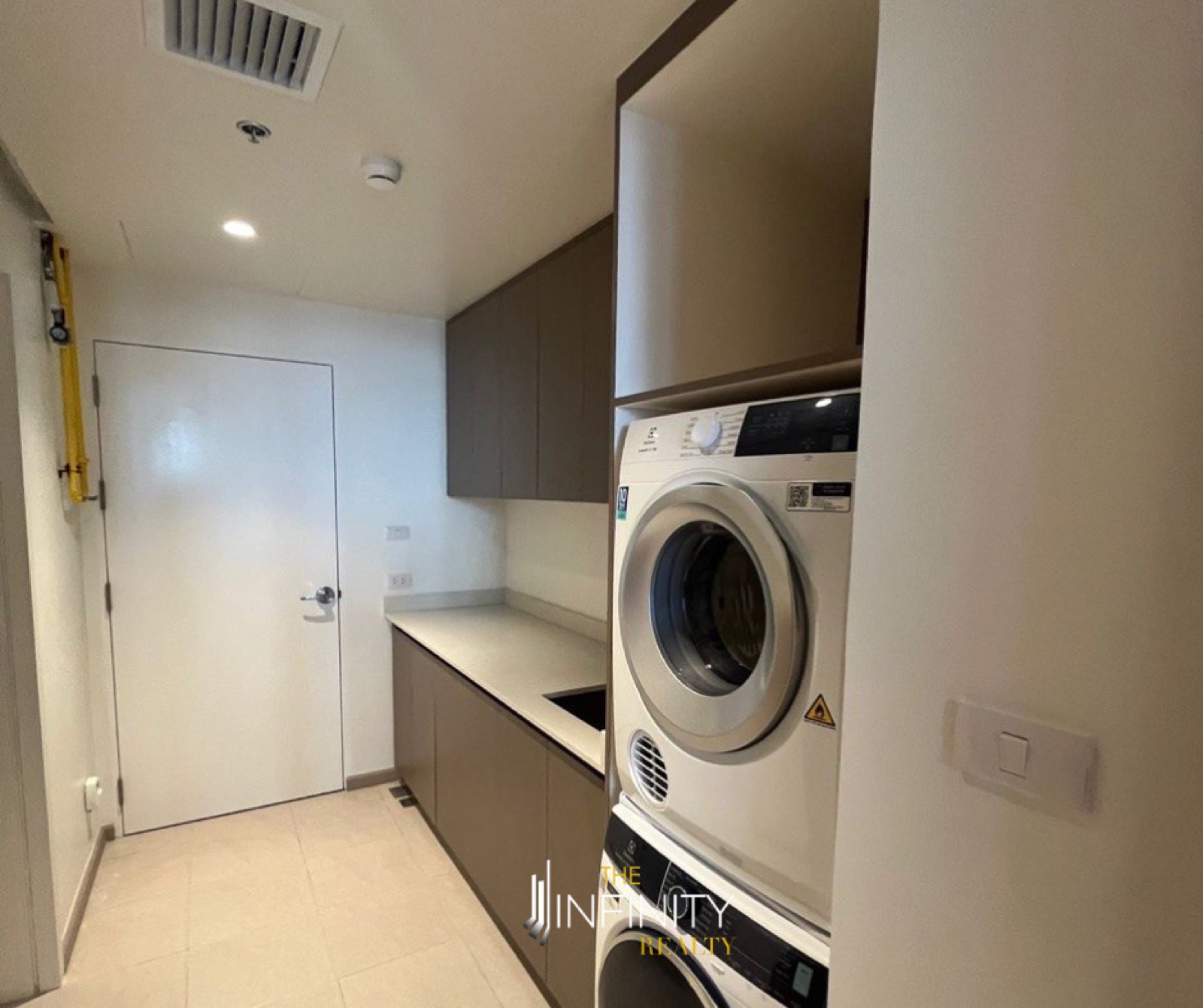 For Sale 3 Bedroom in Aurelia Residences, Taguig City, photo 12 of 17