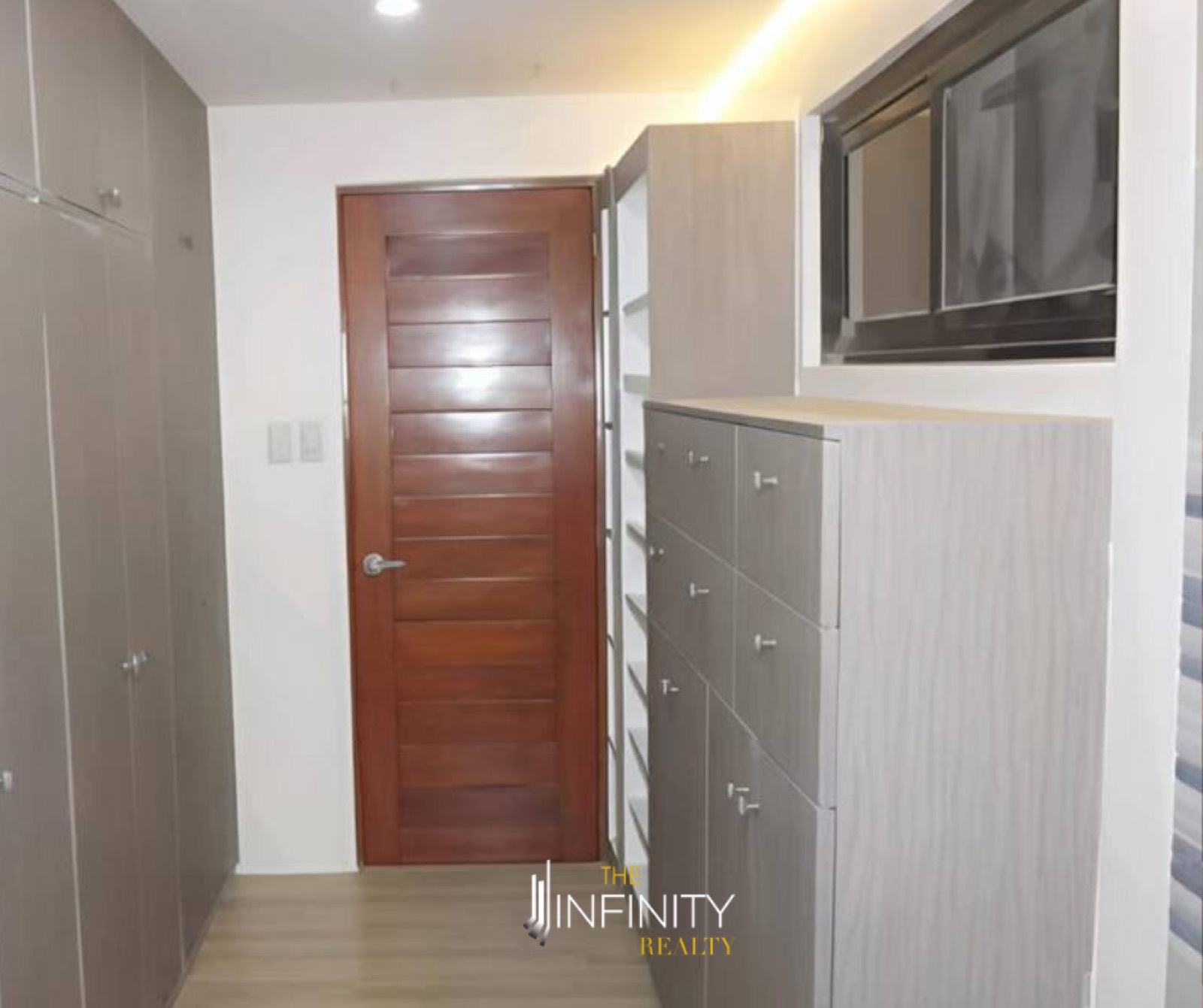 For Sale 4 Bedroom in Molave Park, Paranaque City, photo 10 of 15