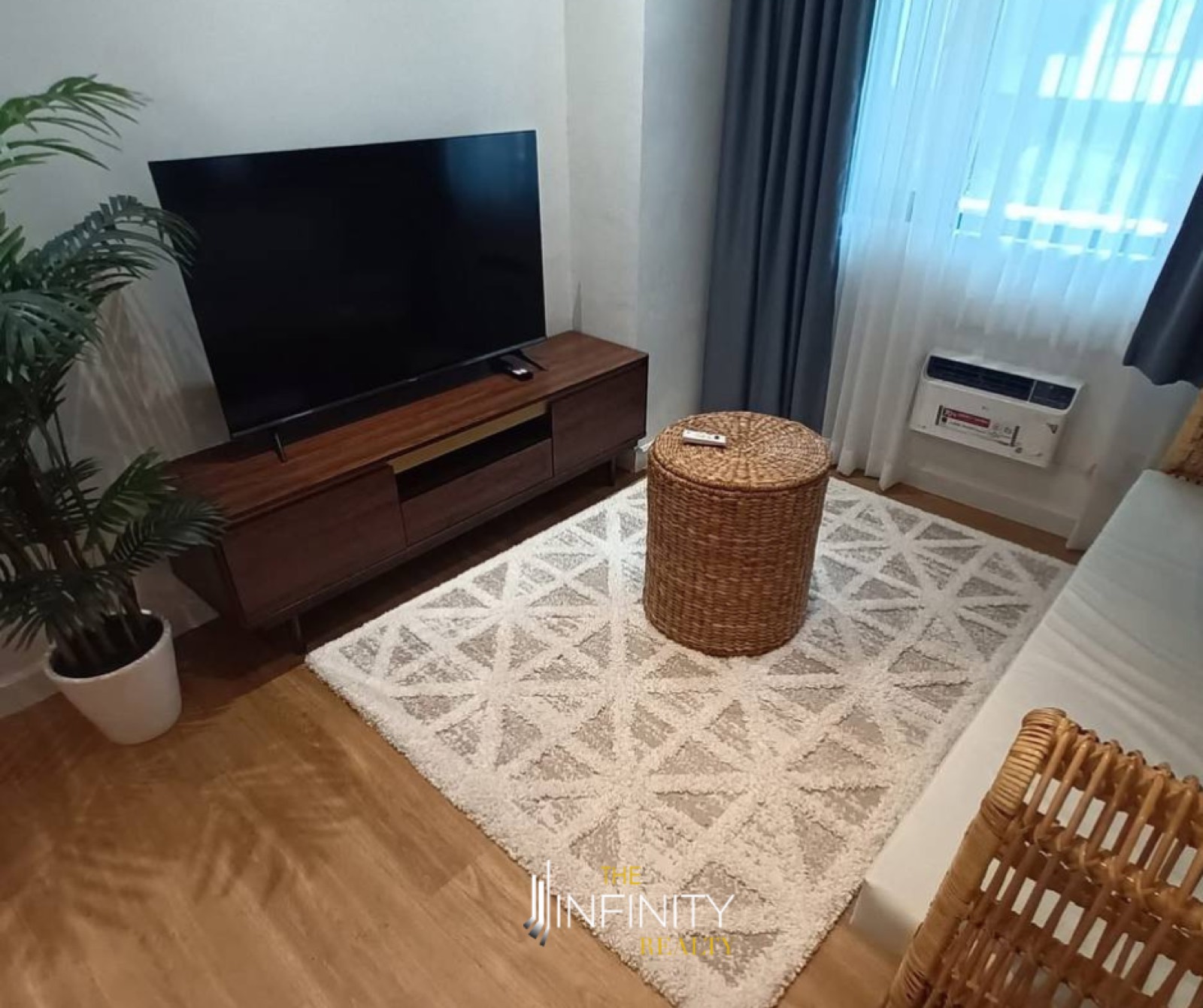 For Sale 1 Bedroom in Forbeswood Heights, Taguig City, photo 3 of 6