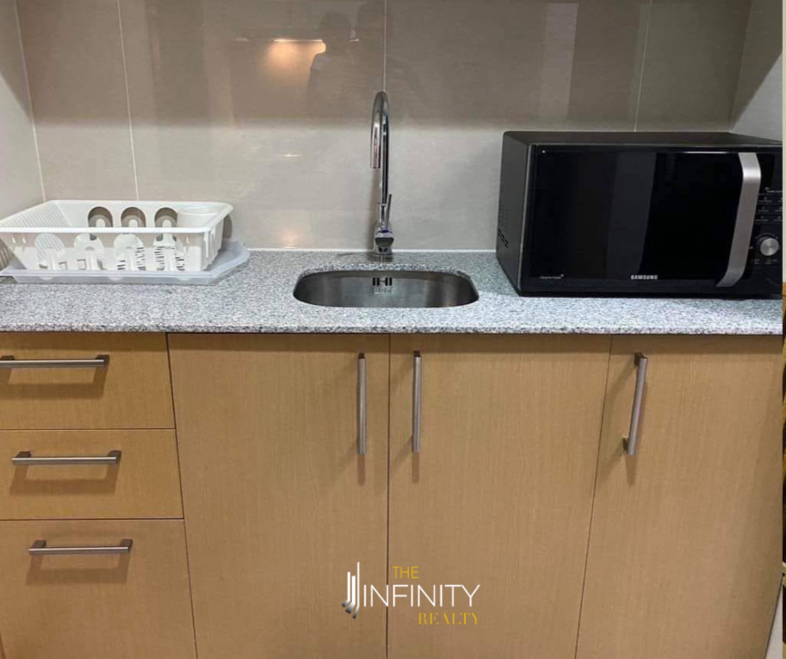 For Sale 2 Bedroom in Uptown Parksuites, Taguig City, photo 6 of 7