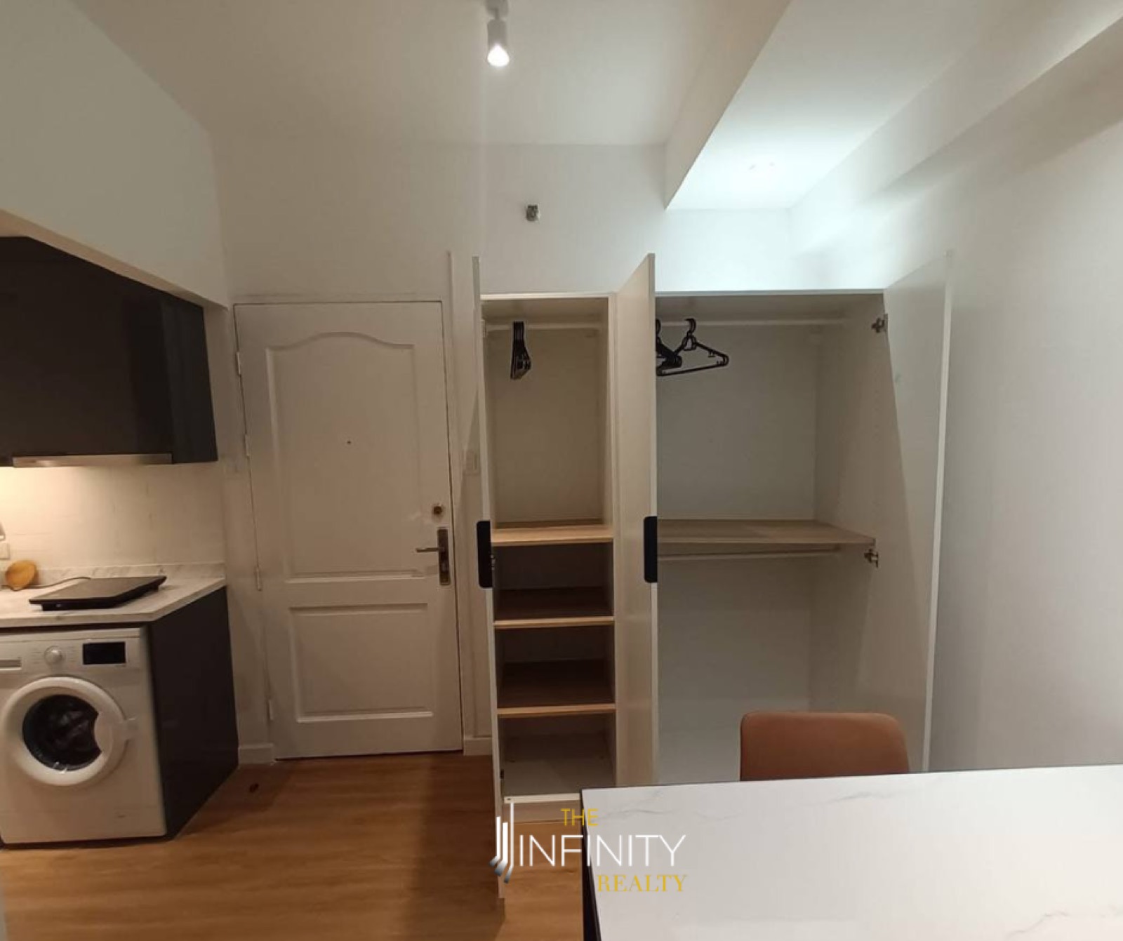 For Sale 1 Bedroom in Forbeswood Heights, Taguig City, photo 6 of 6