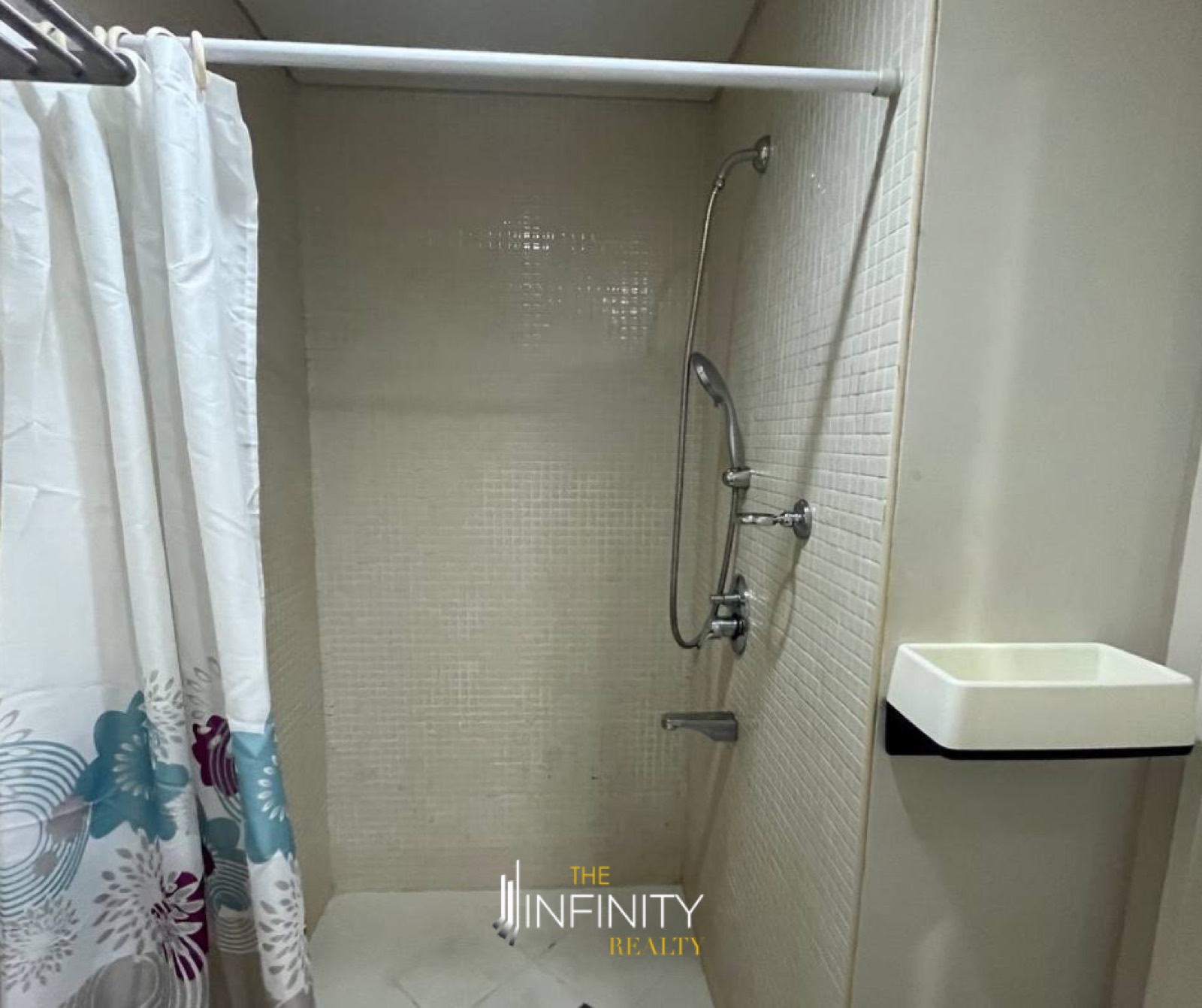 For Lease Studio in Manansala Tower, Makati City, photo 8 of 11