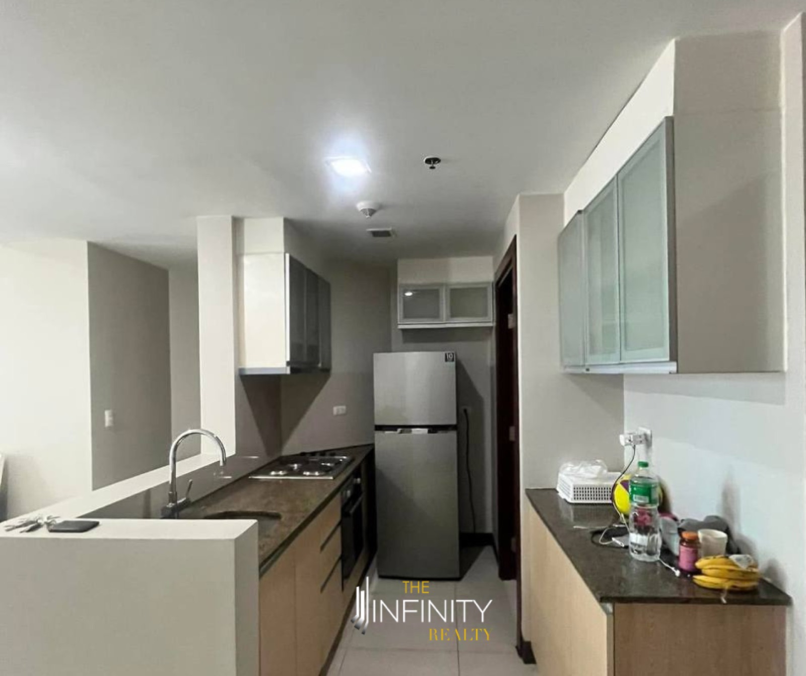 For Lease 2 Bedroom in Three Central, Makati City, photo 5 of 8