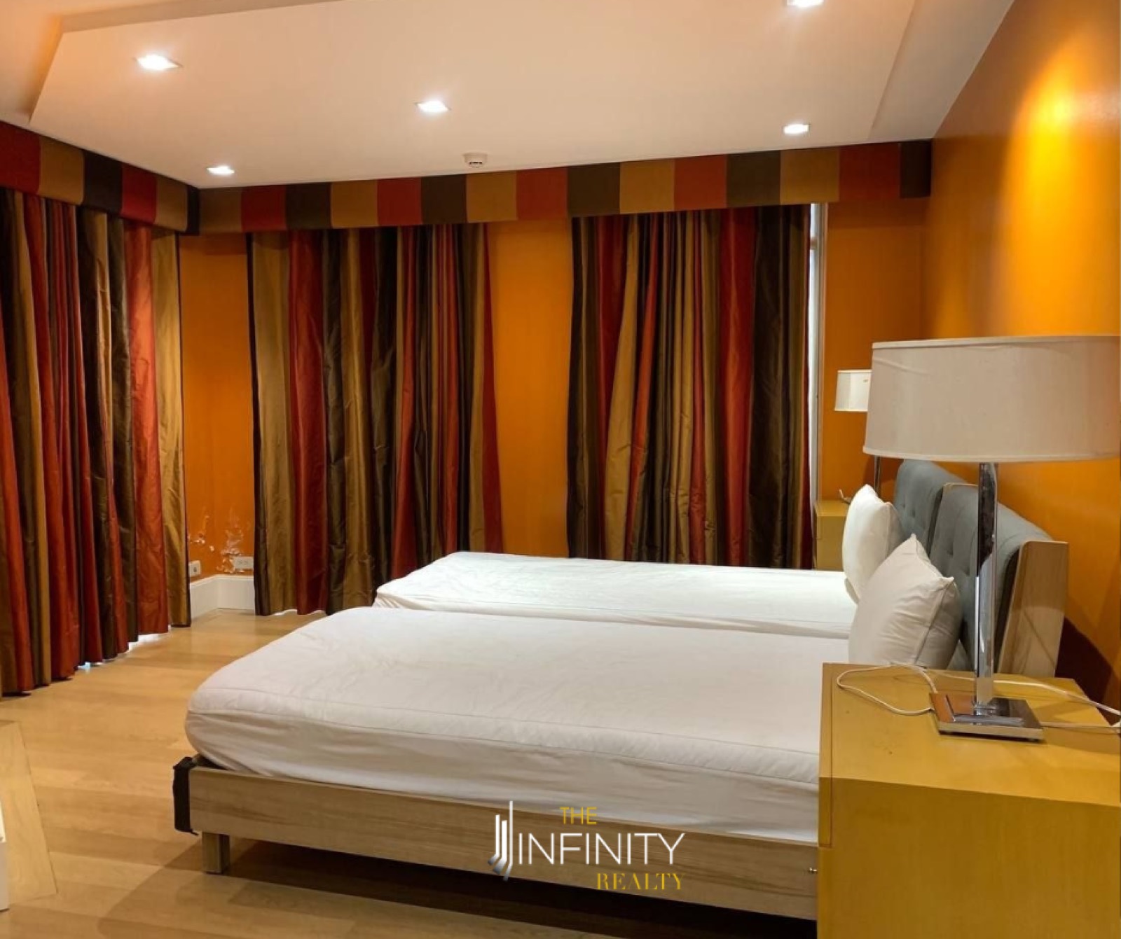 For Sale 3 Bedroom in Salcedo Park, Makati City, photo 2 of 11