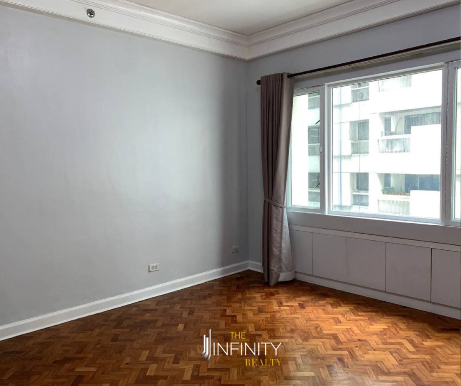 For Sale 2 Bedroom in Three Salcedo Place, Makati City, photo 3 of 18