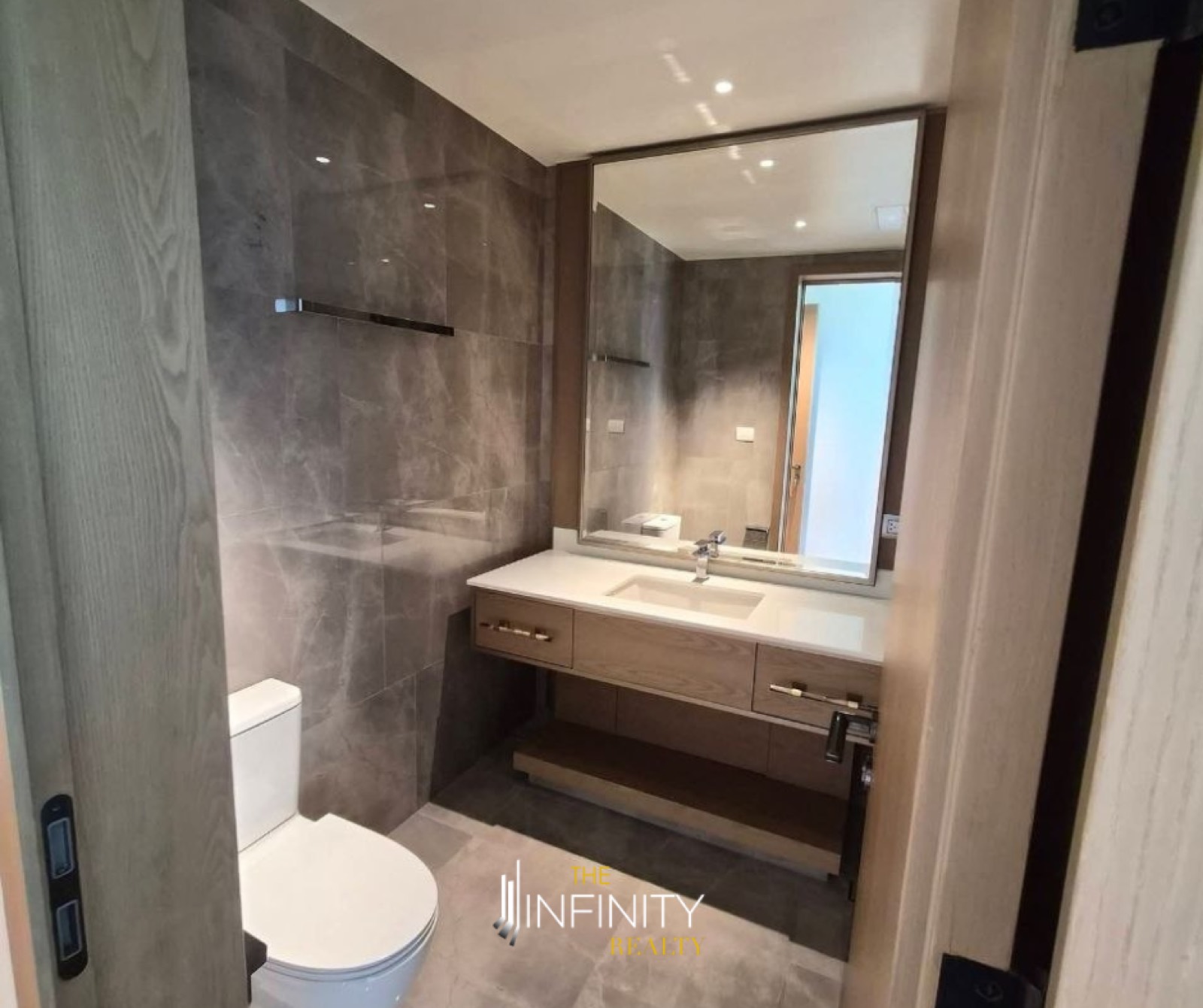 For Sale 3 Bedroom in Aurelia Residences, Taguig City, photo 13 of 17