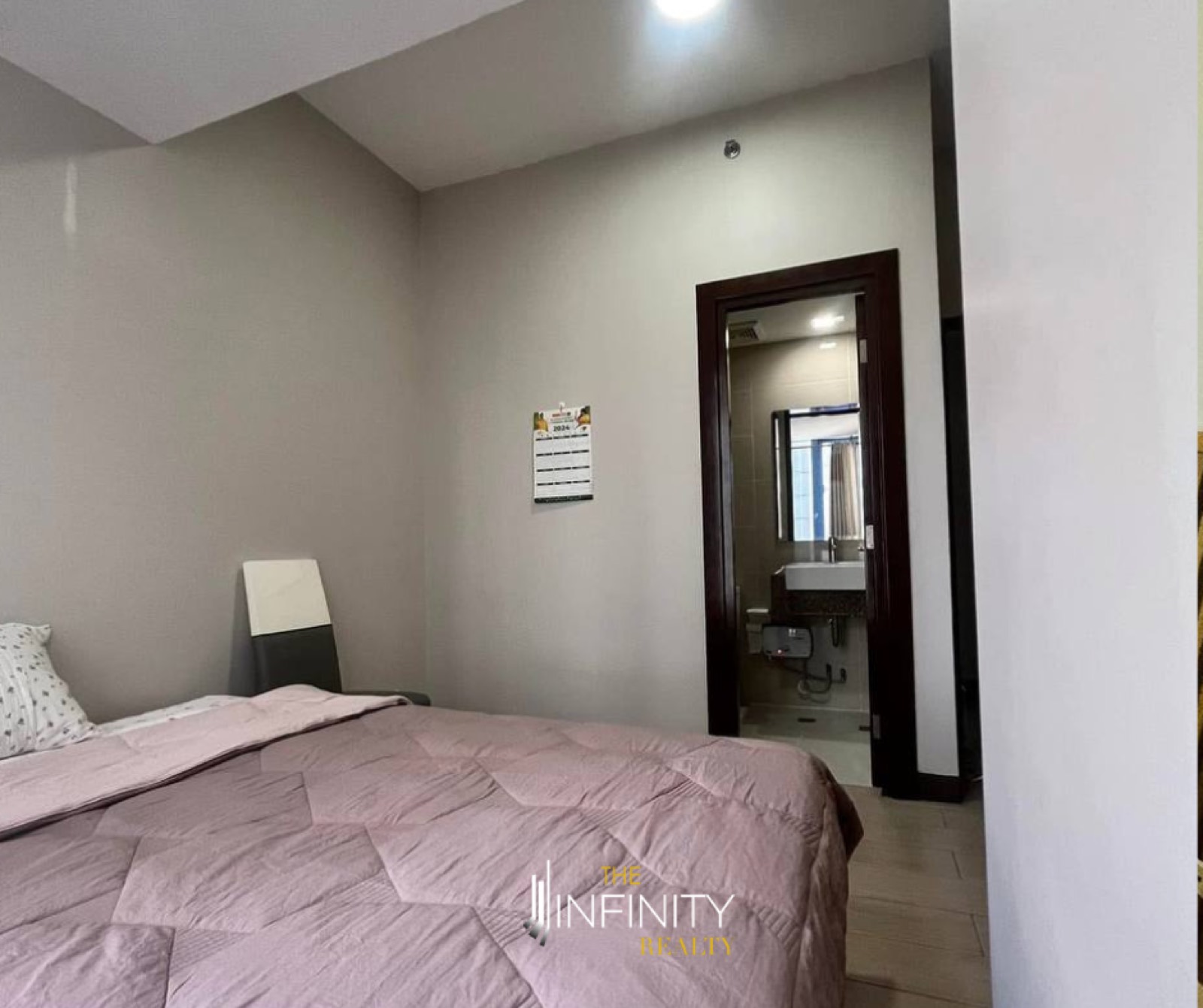 For Lease 2 Bedroom in Three Central, Makati City, photo 2 of 8