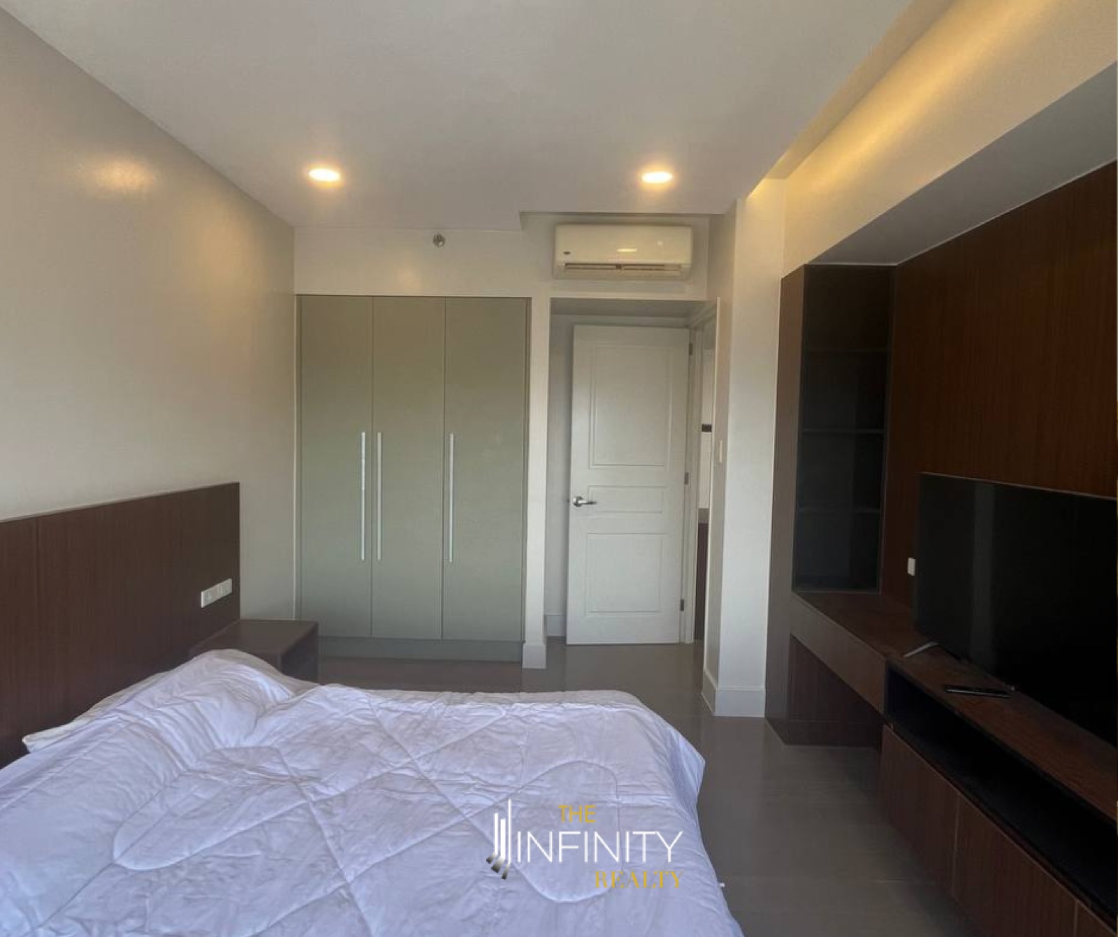 For Sale 1 Bedroom in The Proscenium Residences, Makati City, photo 2 of 9
