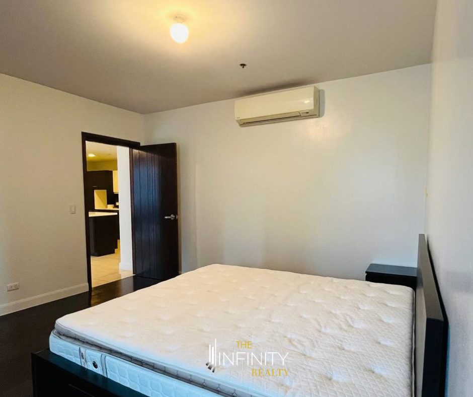 For Lease 3 Bedroom in The Suites, Taguig City, photo 2 of 12