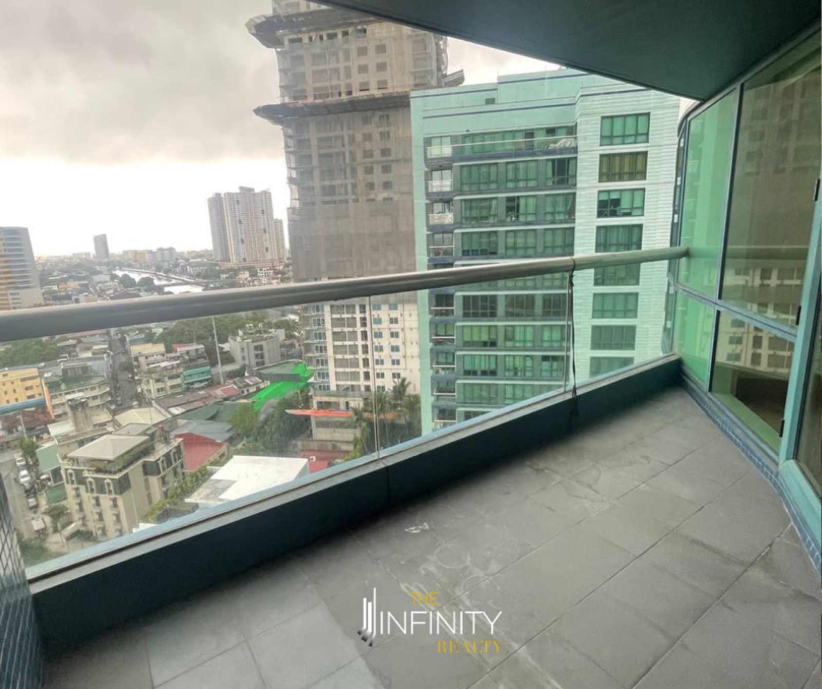 For Lease 3 Bedroom in Luna Tower, Makati City, photo 15 of 17