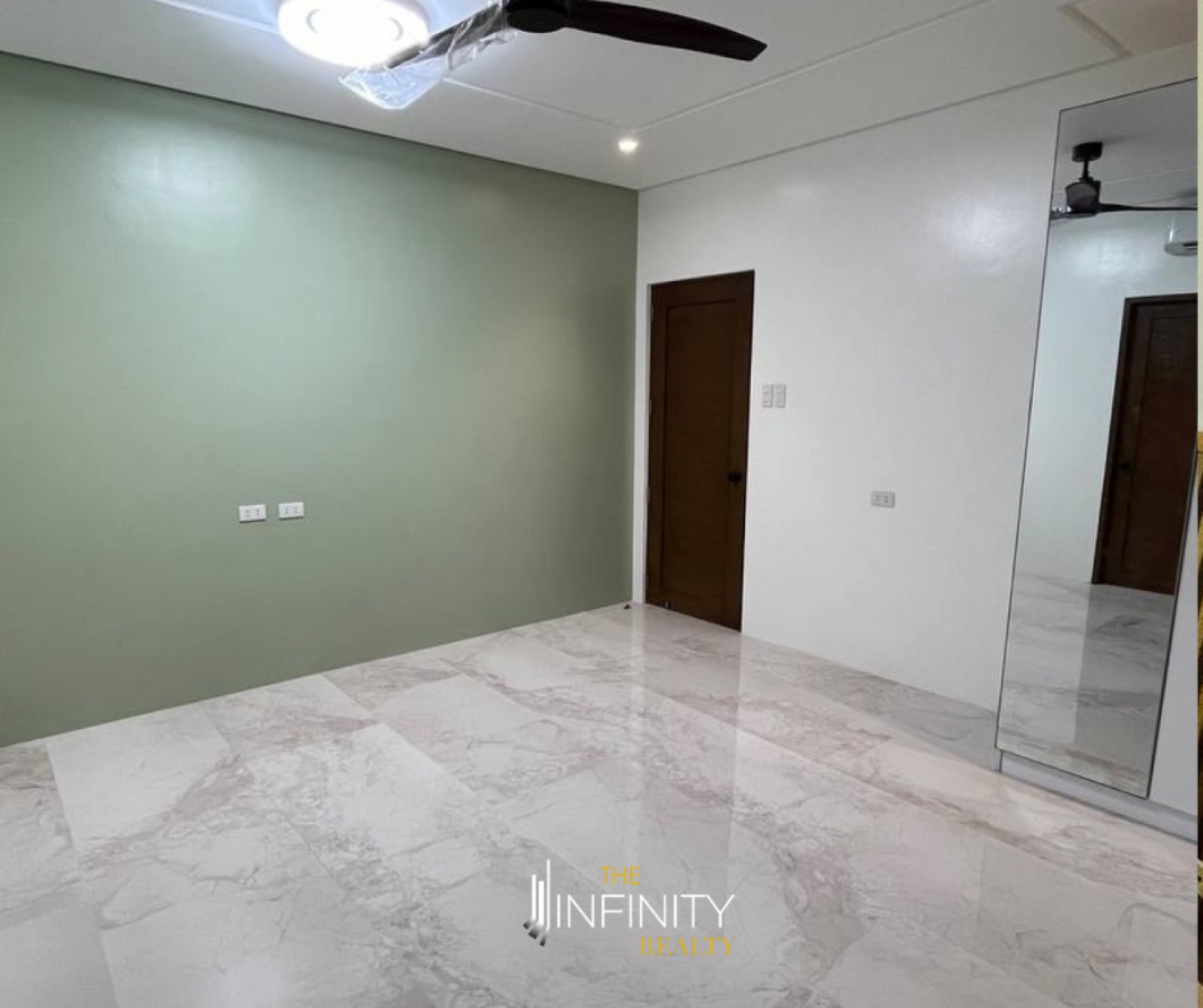 For Sale 5 Bedroom in Tandang Sora Barbara Royale, Quezon City, photo 4 of 8