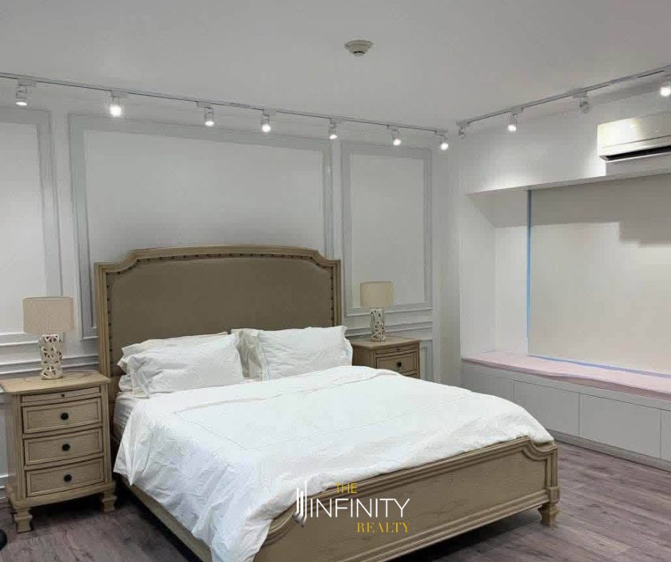 For Sale 2 Bedroom in One Serendra, Taguig City, photo 1 of 9