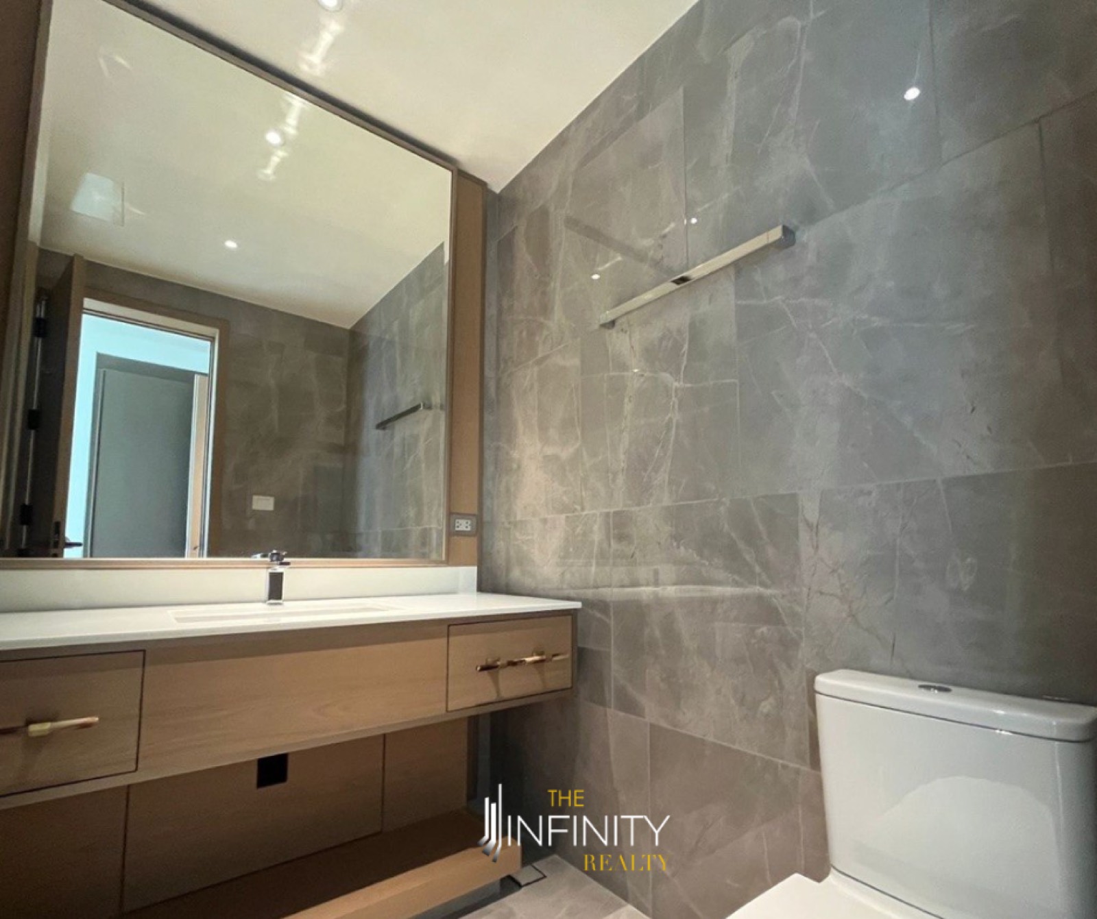 For Lease 3 Bedroom in Aurelia Residences, Taguig City, photo 18 of 19