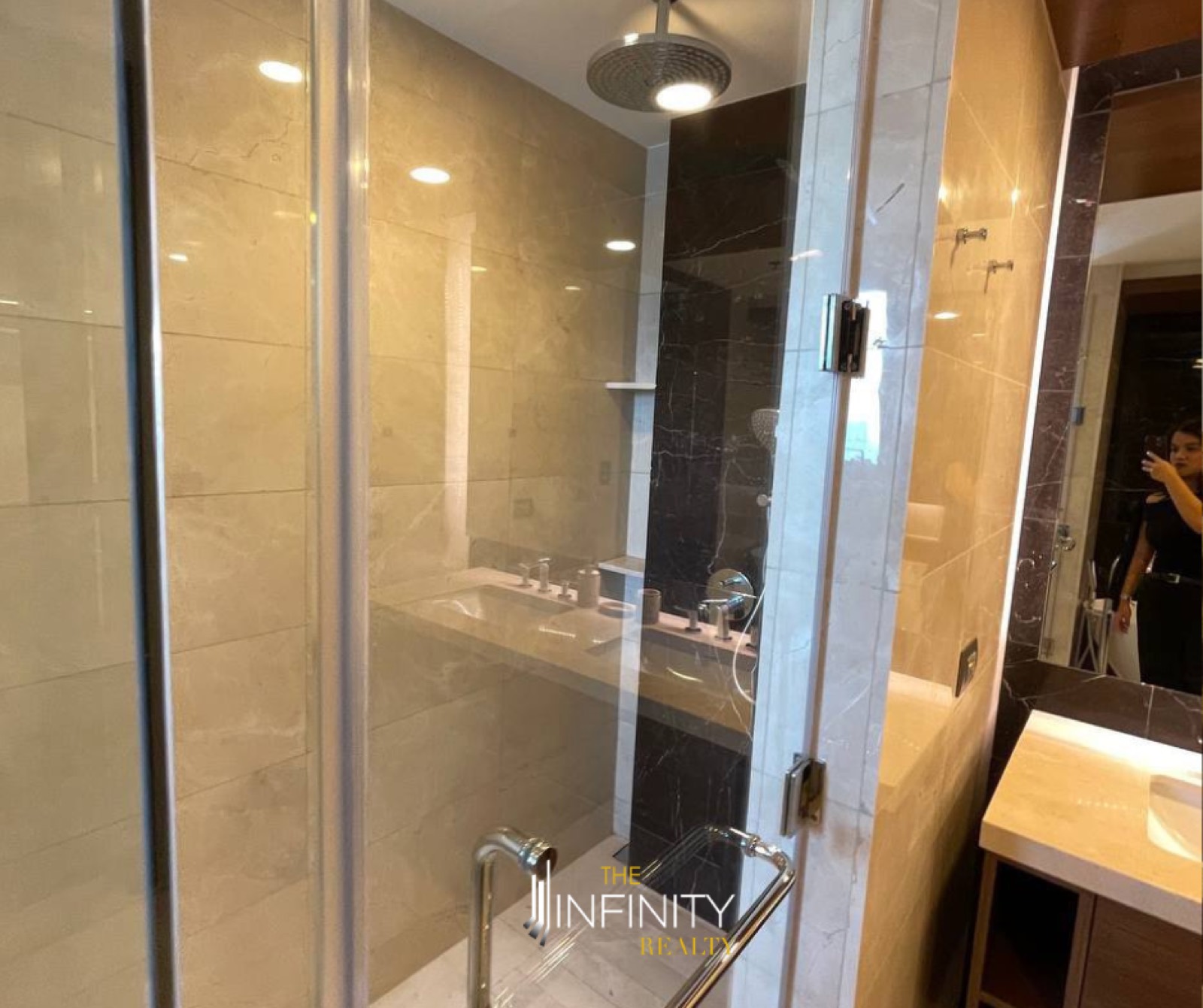 For Lease 3 Bedroom in Salcedo Two Roxas Triangle, Makati City, photo 14 of 19