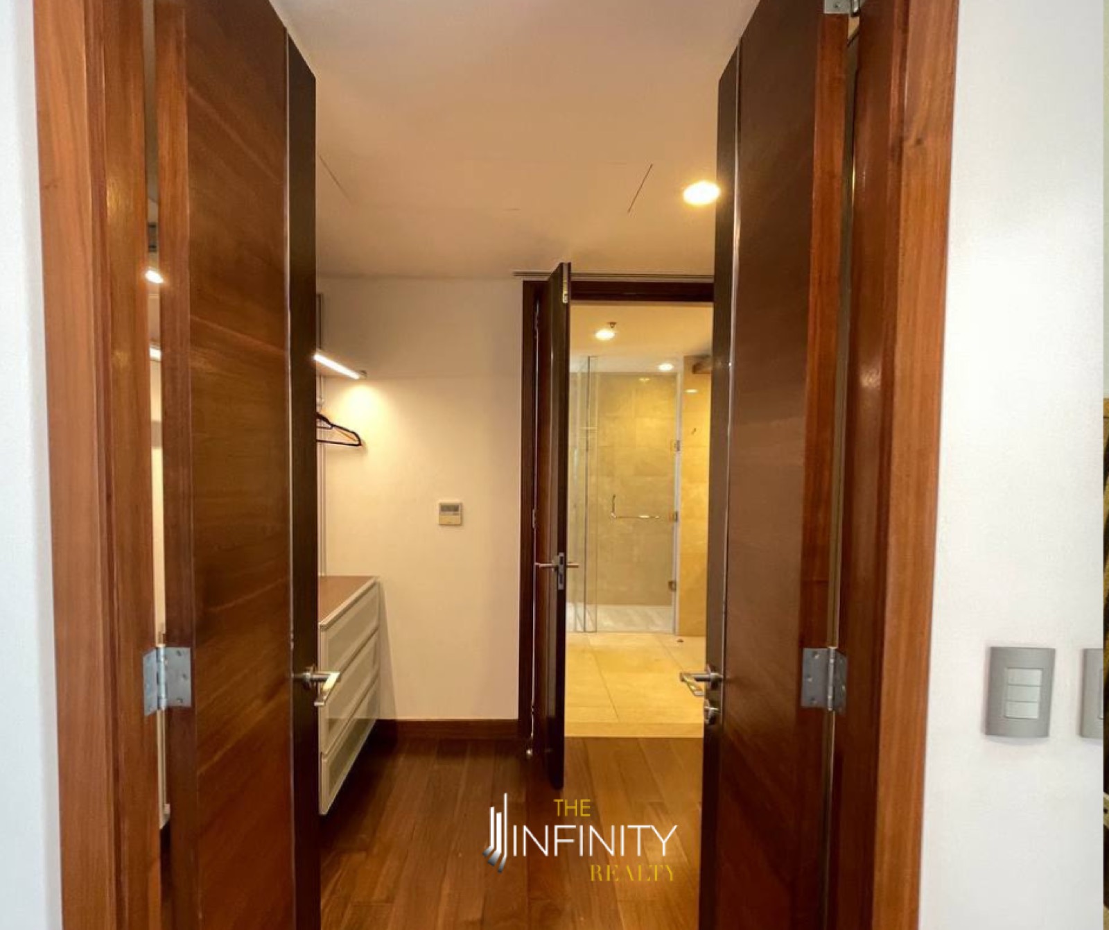 For Lease 3 Bedroom in Salcedo Two Roxas Triangle, Makati City, photo 7 of 19