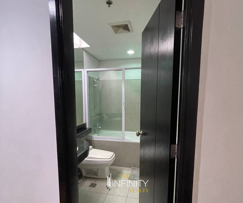 For Sale 2 Bedroom in The Residences At Greenbelt, Makati City, photo 14 of 16