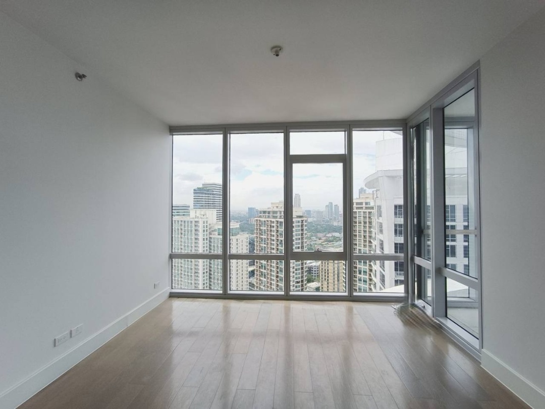 LINCOLN TOWER, PROSCENIUM AT ROCKWELL – CONDO FOR SALE