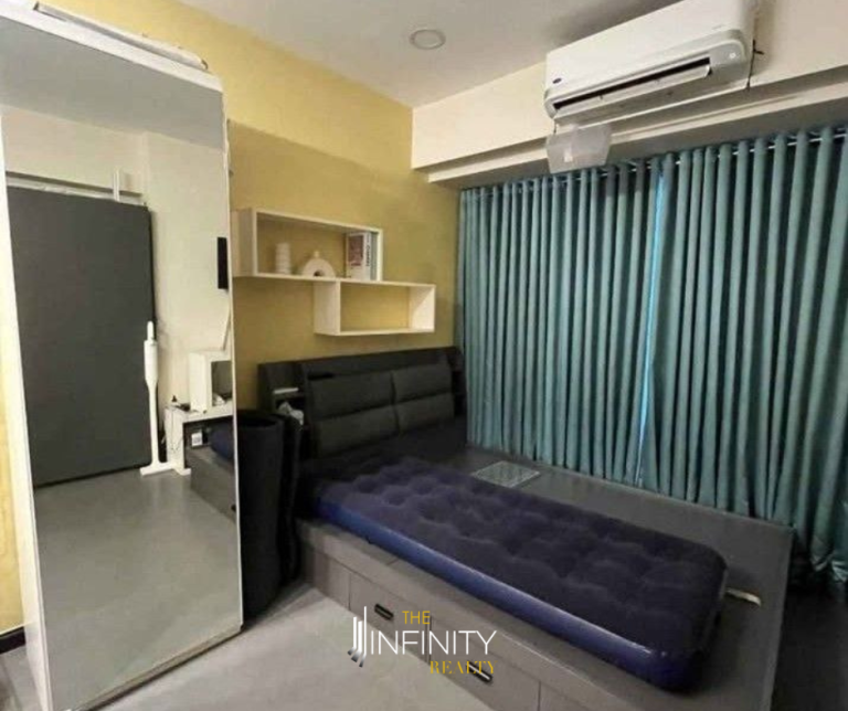 Studio For Sale in Knightsbridge Residences, Makati City