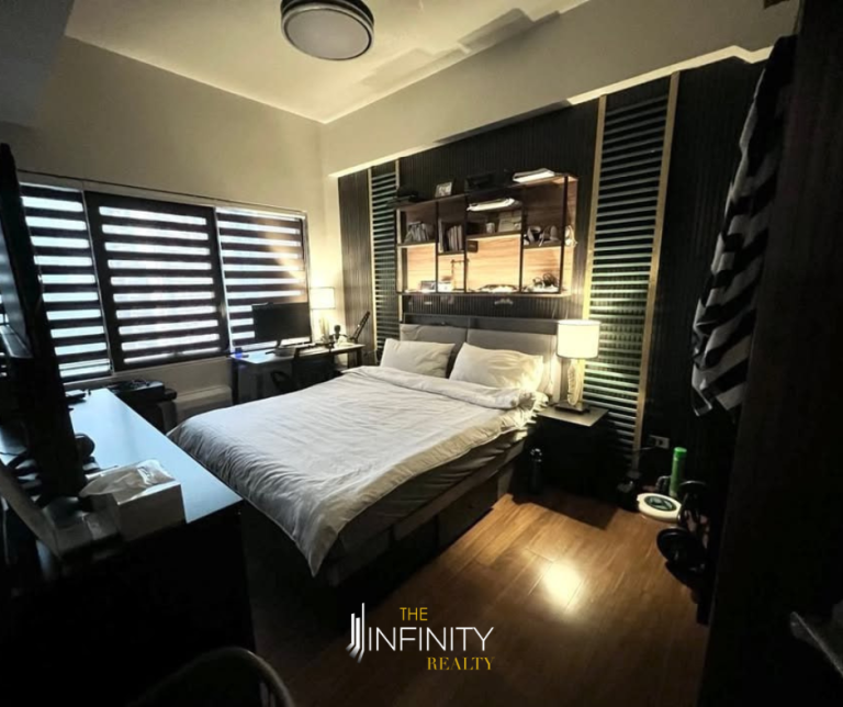 2 Bedroom For Sale in Fairways Tower, BGC, Taguig City